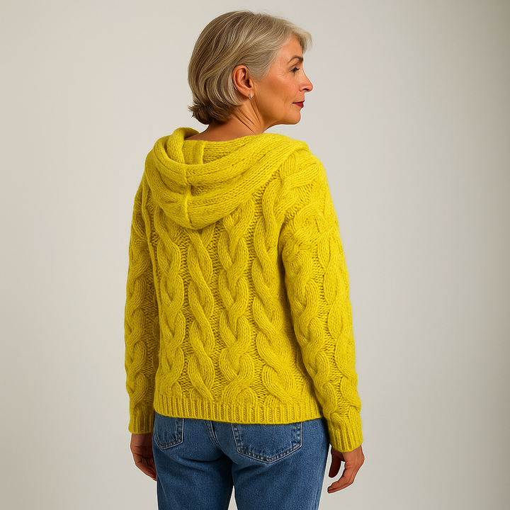 Laera & Cole – Cozy and Stylish Knit Hoodie