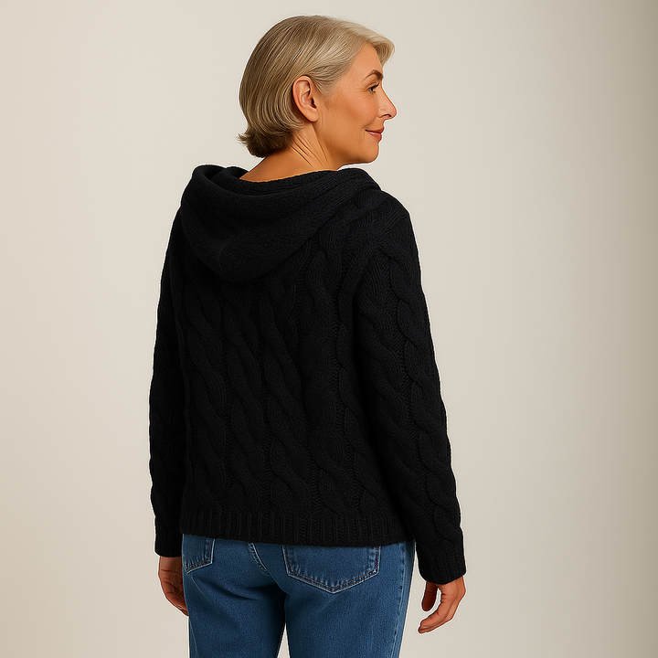Laera & Cole – Cozy and Stylish Knit Hoodie