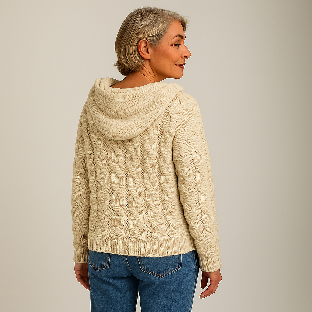 Laera & Cole – Cozy and Stylish Knit Hoodie