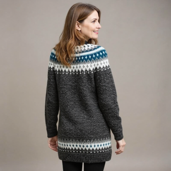 Laera & Cole - Classic Icelandic Wool Sweater